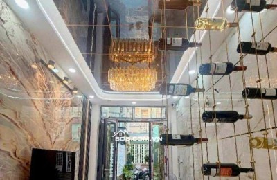 NHÀ ĐẸP - TRUNG TÂM TÂN PHÚ - NGAY TÔ HIỆU - SÁT MẶT TIỀN
